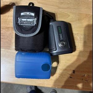 Bushnell V2 range finder.